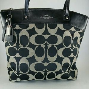 Coach Black Patent Leather Shoulder Bag